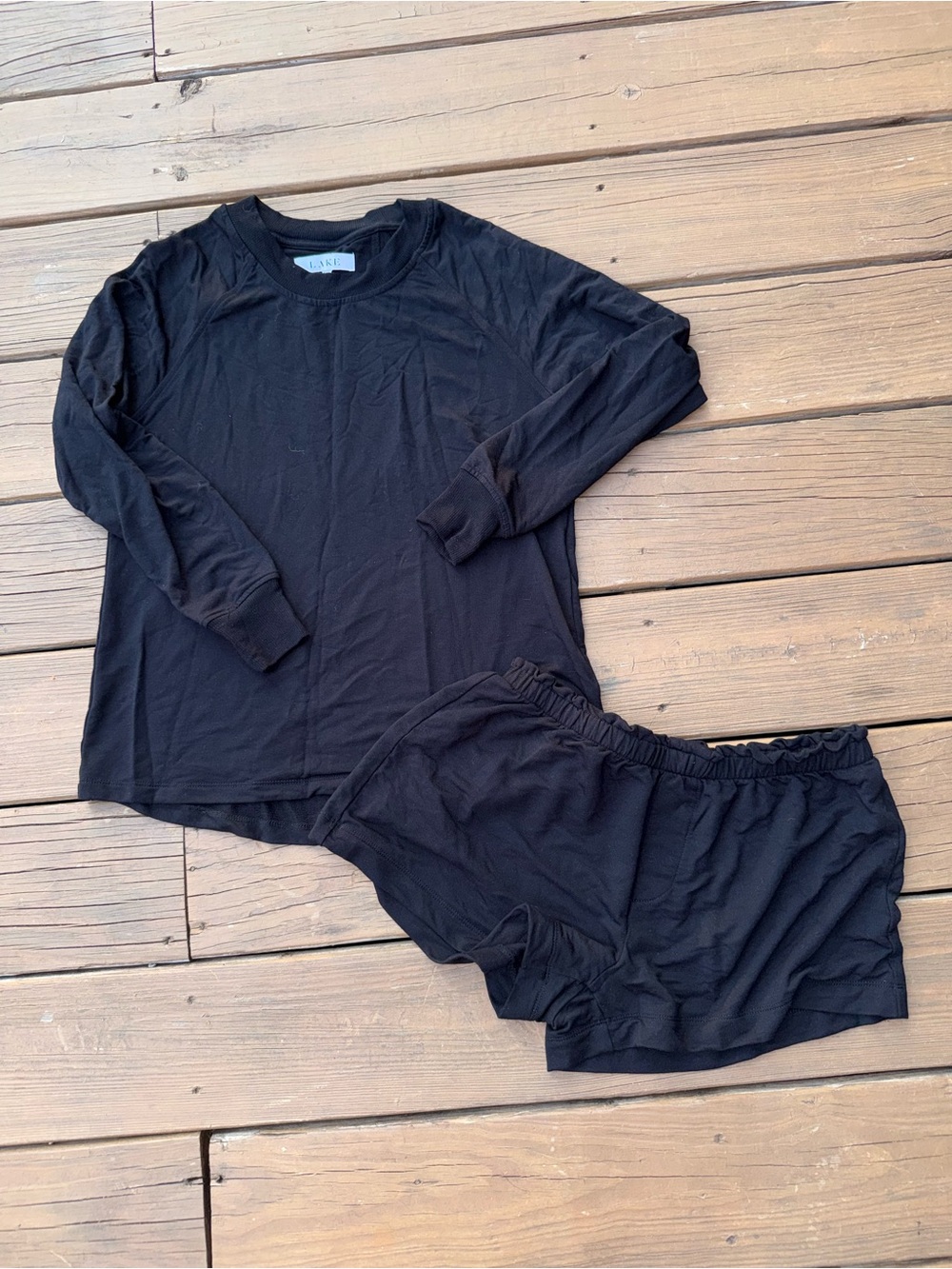 NWOT LAKE Relax Set - Black